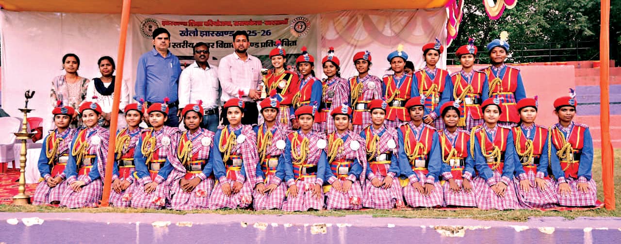 Seraikela Kharsawan News : पाइप बैंड में केजीबीवी सरायकेला विजेता