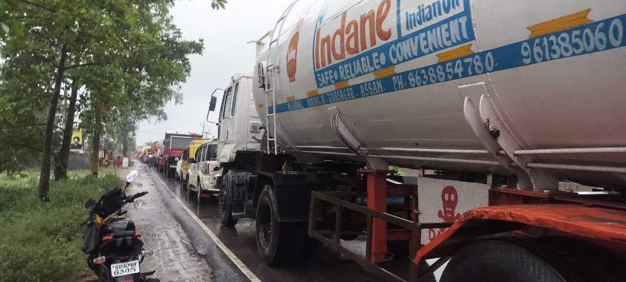 Bhagalpur news जगदीशपुर में जाम, बस में पांच घंटे फंसे रहे स्कूली बच्चे