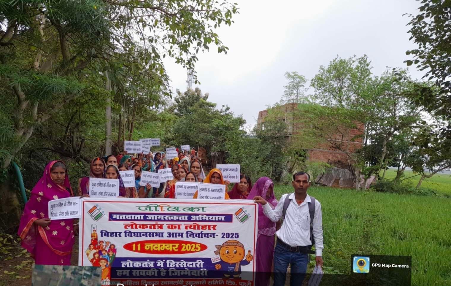 मतदान में महिलाओं व युवाओं की भागीदारी जरूरी