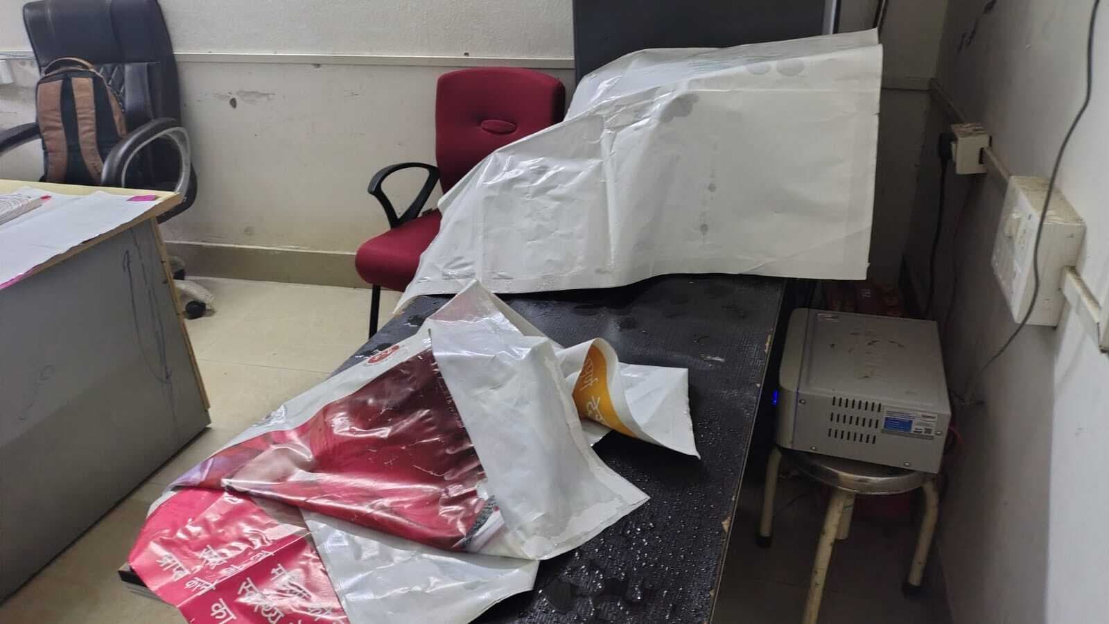 बारिश में सीएस कार्यालय के छत व छज्जा गिरे