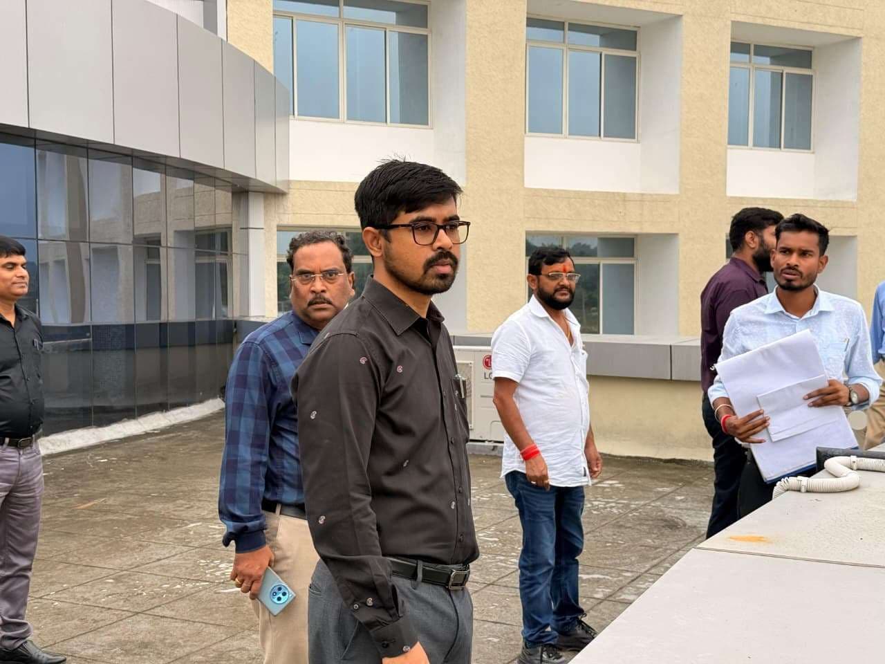 Deoghar News : नया समाहरणालय भवन होगा पब्लिक फ्रेंडली, सिविल कोर्ट निर्माण की तैयारी तेज करें : डीसी