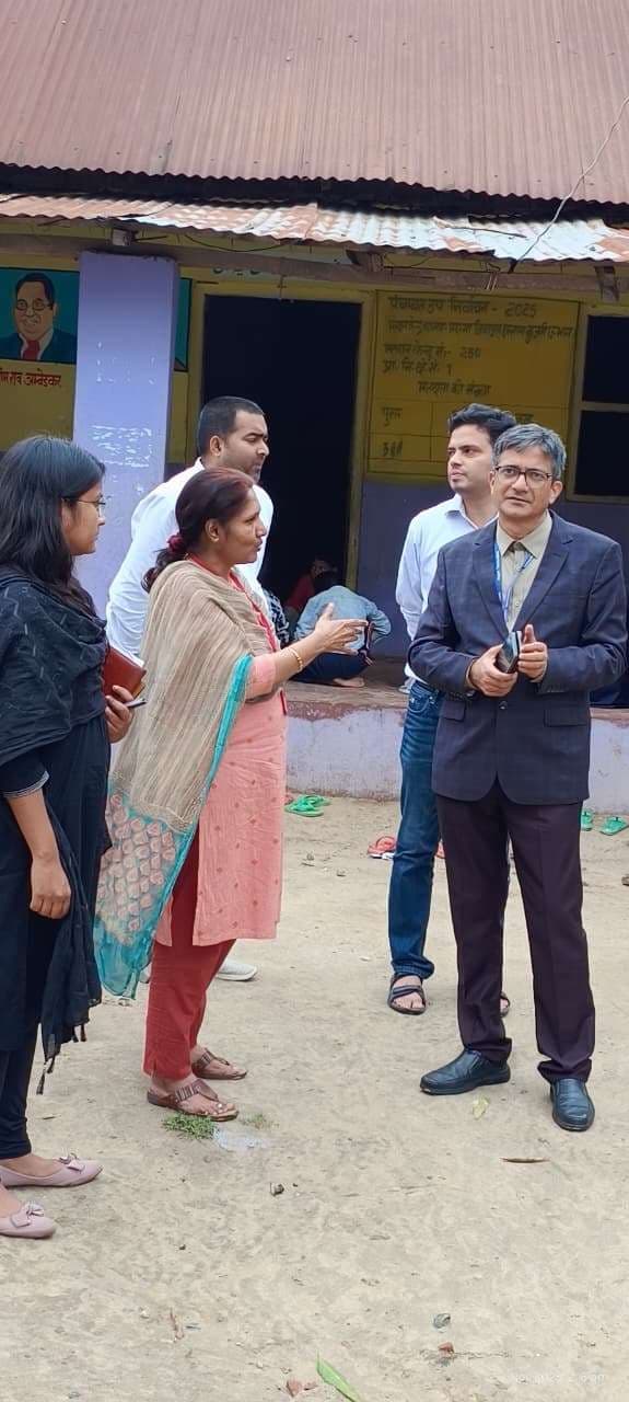 मतदान को पारदर्शी ढंग से संपन्न कराएं : प्रेक्षक