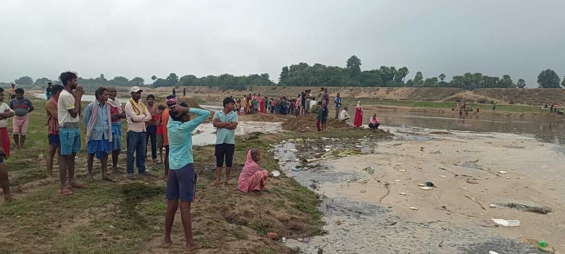 नहाने के क्रम में डूबी नाबालिग लड़की, सूचना पर भी नहीं पहुंचे सीओ व गोताखोर