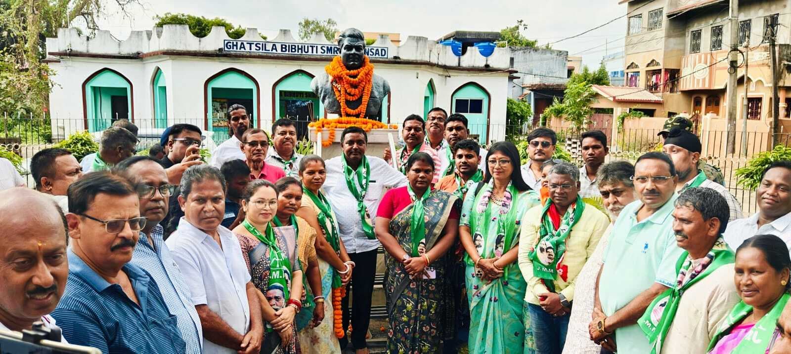 East Singhbhum News : विभूति बाबू ने अपनी अमर कृति से घाटशिला का नाम रोशन किया : सुप्रियो