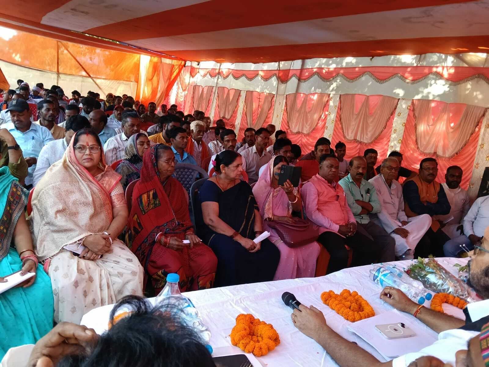 स्वदेशी अपना कर देश को आत्मनिर्भर बनायें : पूर्व प्रदेश अध्यक्ष