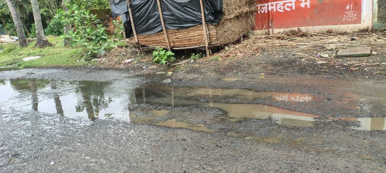 बारिश में सीवरेज व्यवस्था की खुल जाती है पोल