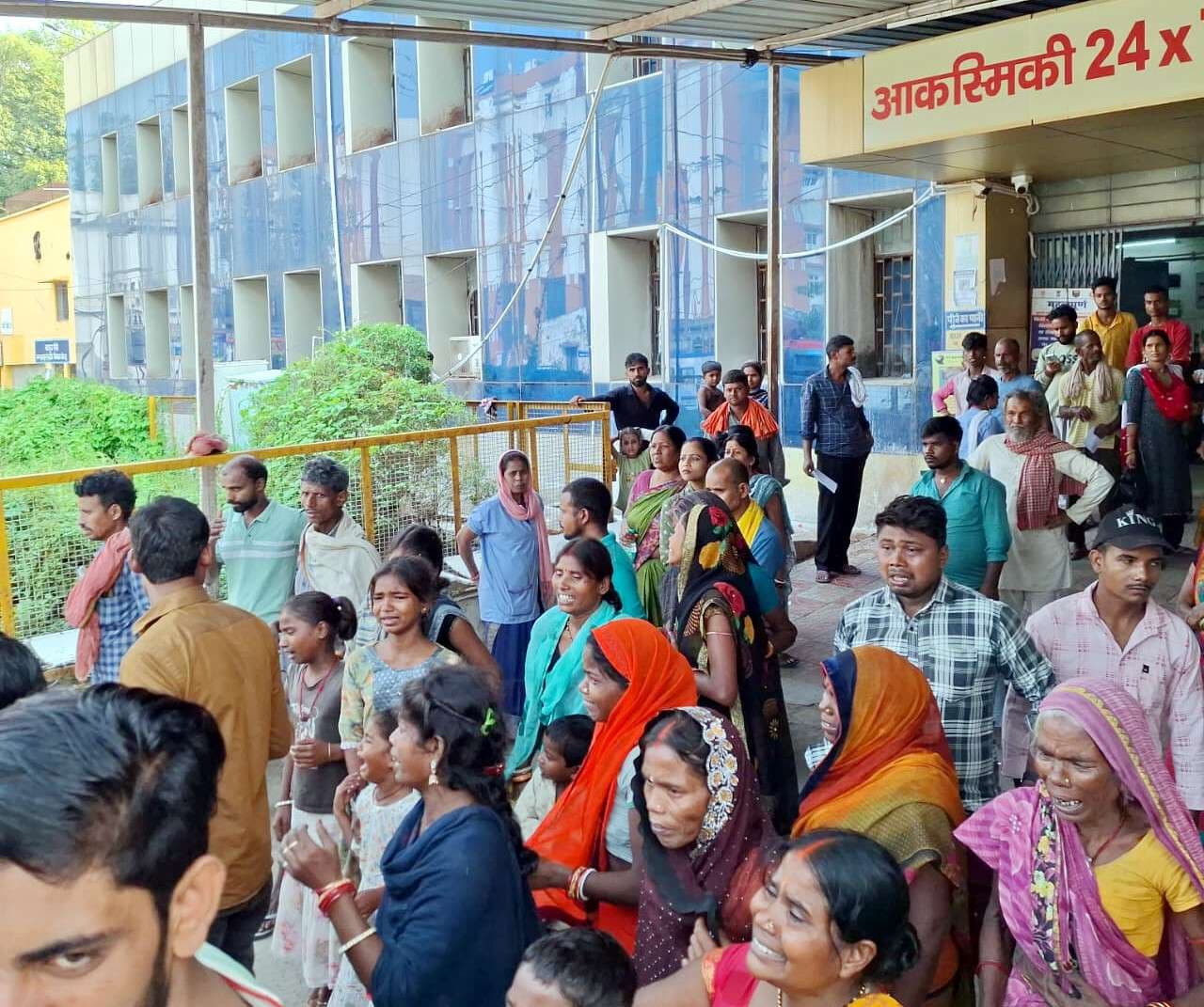 इमरजेंसी वार्ड में  मरीज की मौत, लापरवाही का आरोप लगा  हंगामा