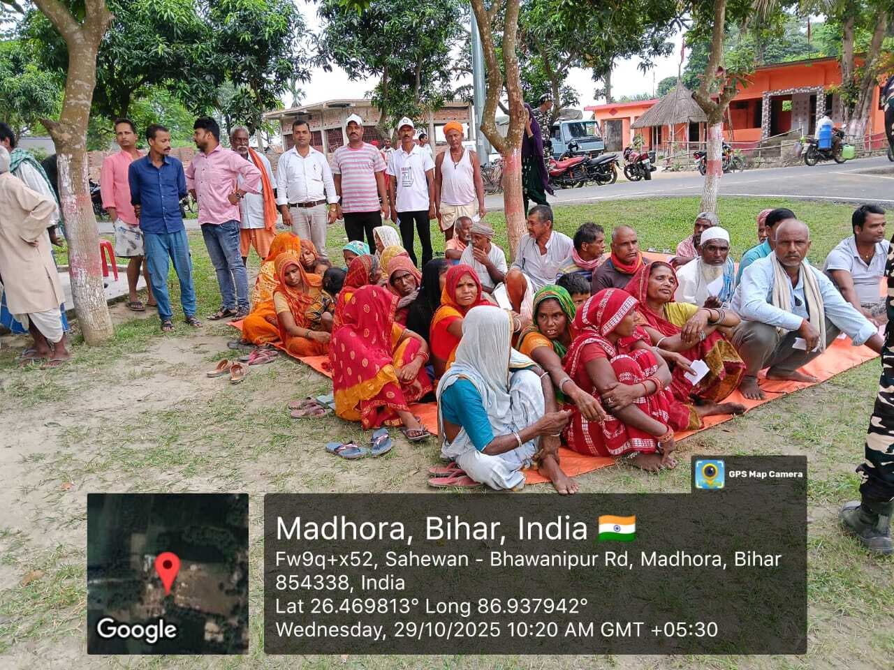 किसानों को मतदान के लिए किया जा रहा जागरूक