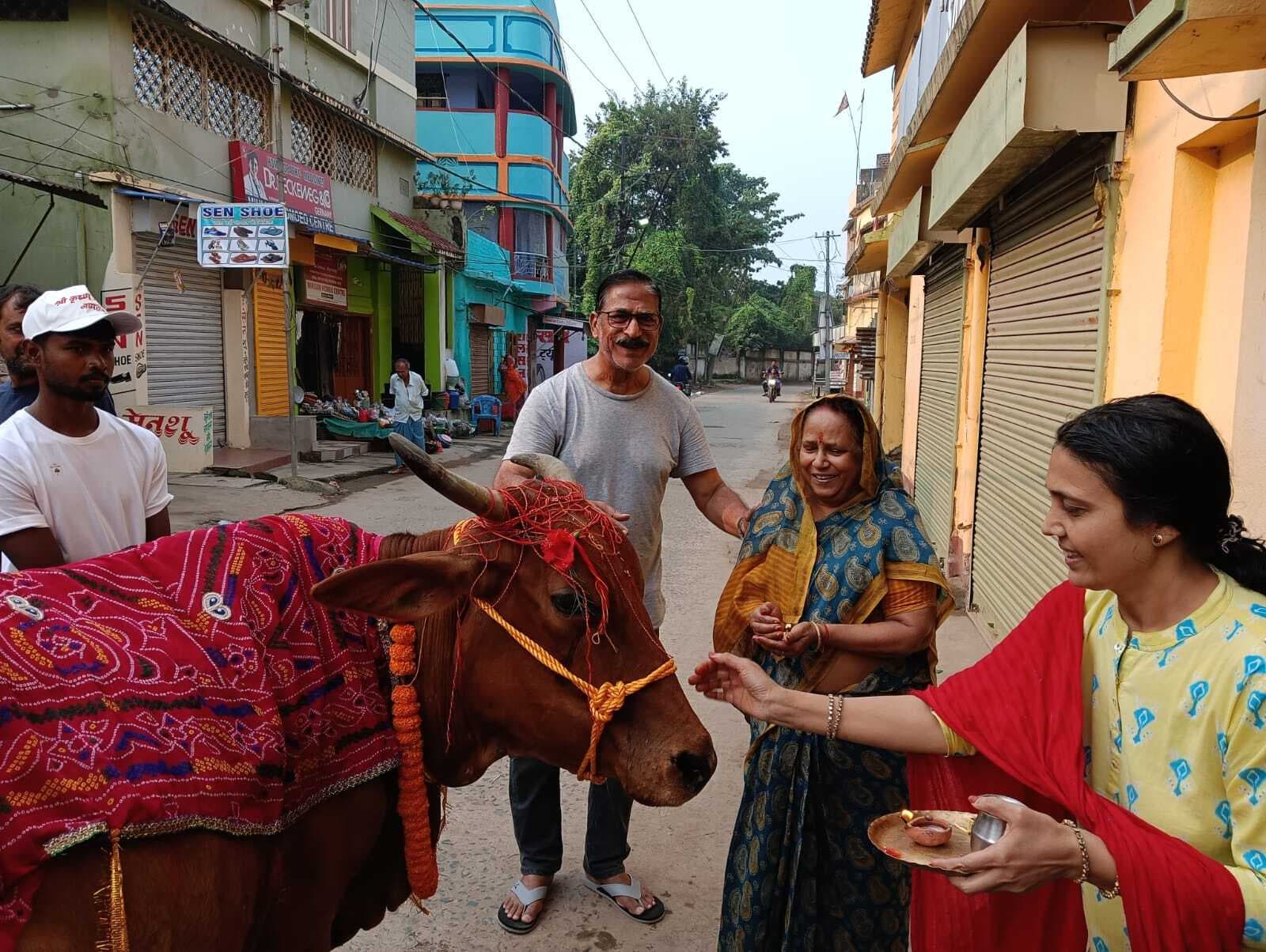 जामताड़ा में गौ माता की निकली गयी प्रभातफेरी