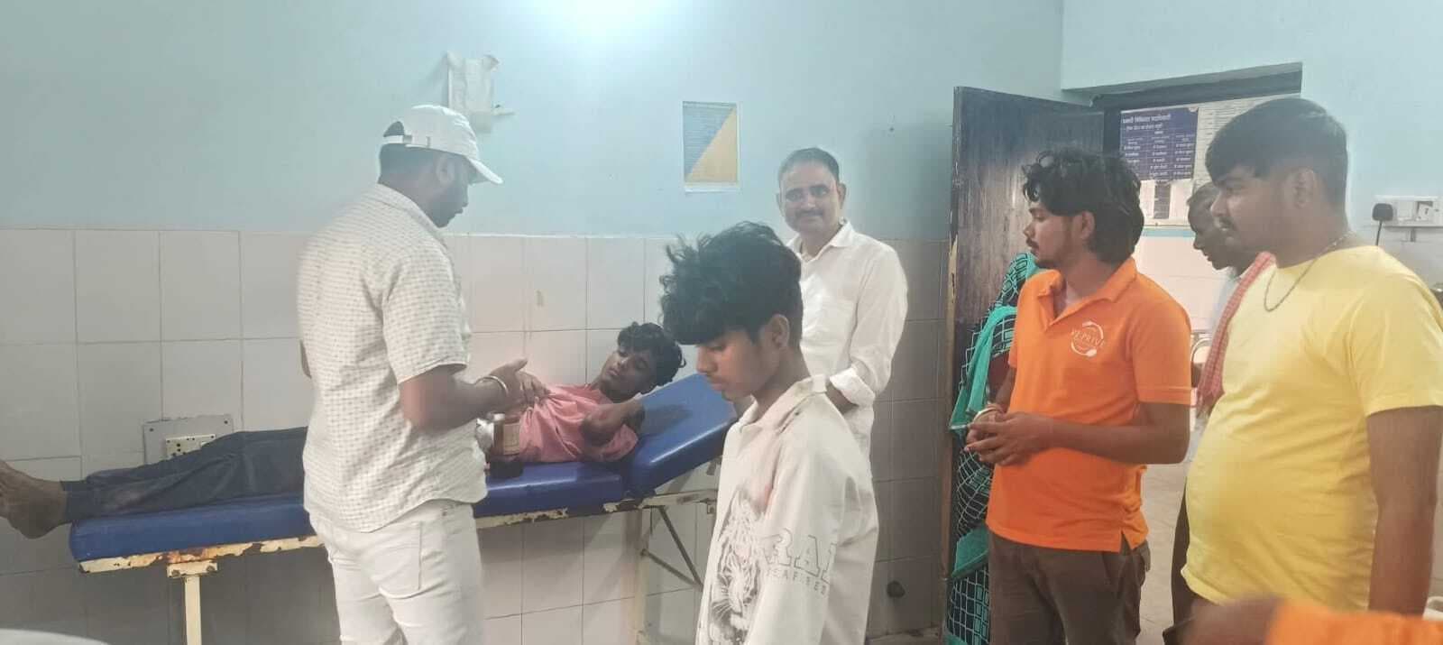 Giridih News :अलग-अलग सड़क हादसों में बुजुर्ग की मौत, चार घायल