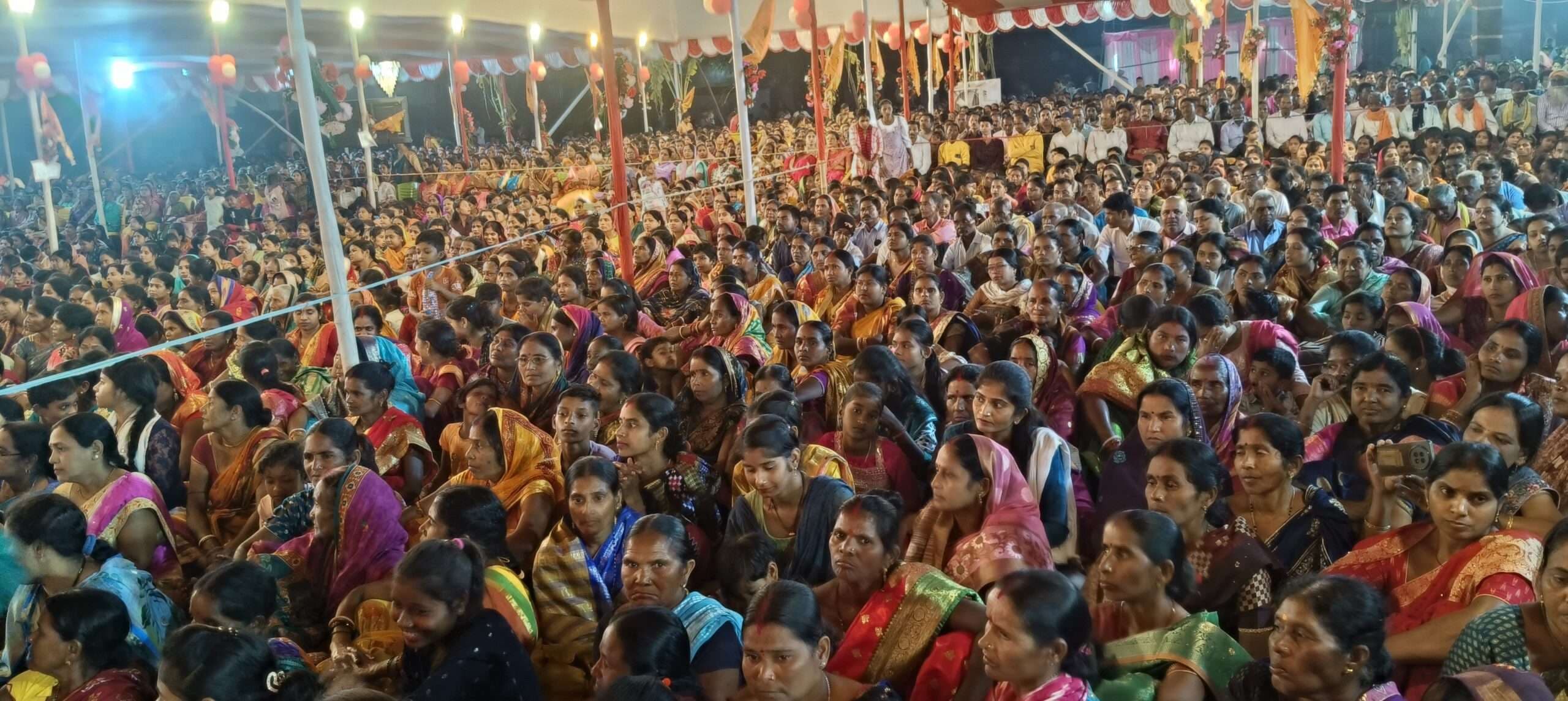 Chaibasa News : सत्य मार्ग पर चलने की सीख देती है भागवत कथा