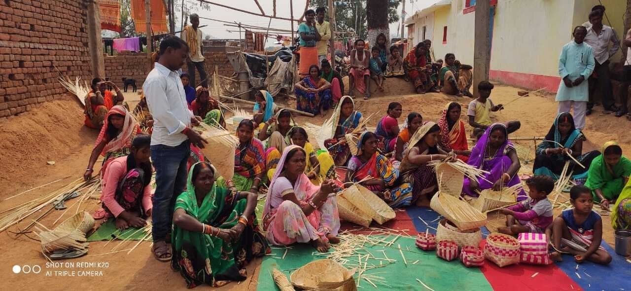 Bokaro News: बांस कला की परंपरा को नया जीवन दे रहे हैं पिरगुल गांव के 25 कालिंदी परिवार