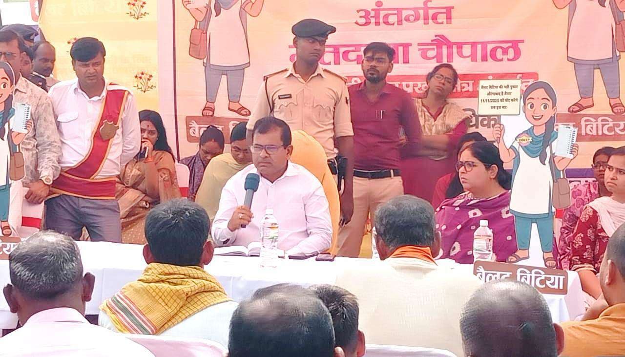 वोट का अधिकार लोकतंत्र की सबसे बड़ी ताकत : डीएम