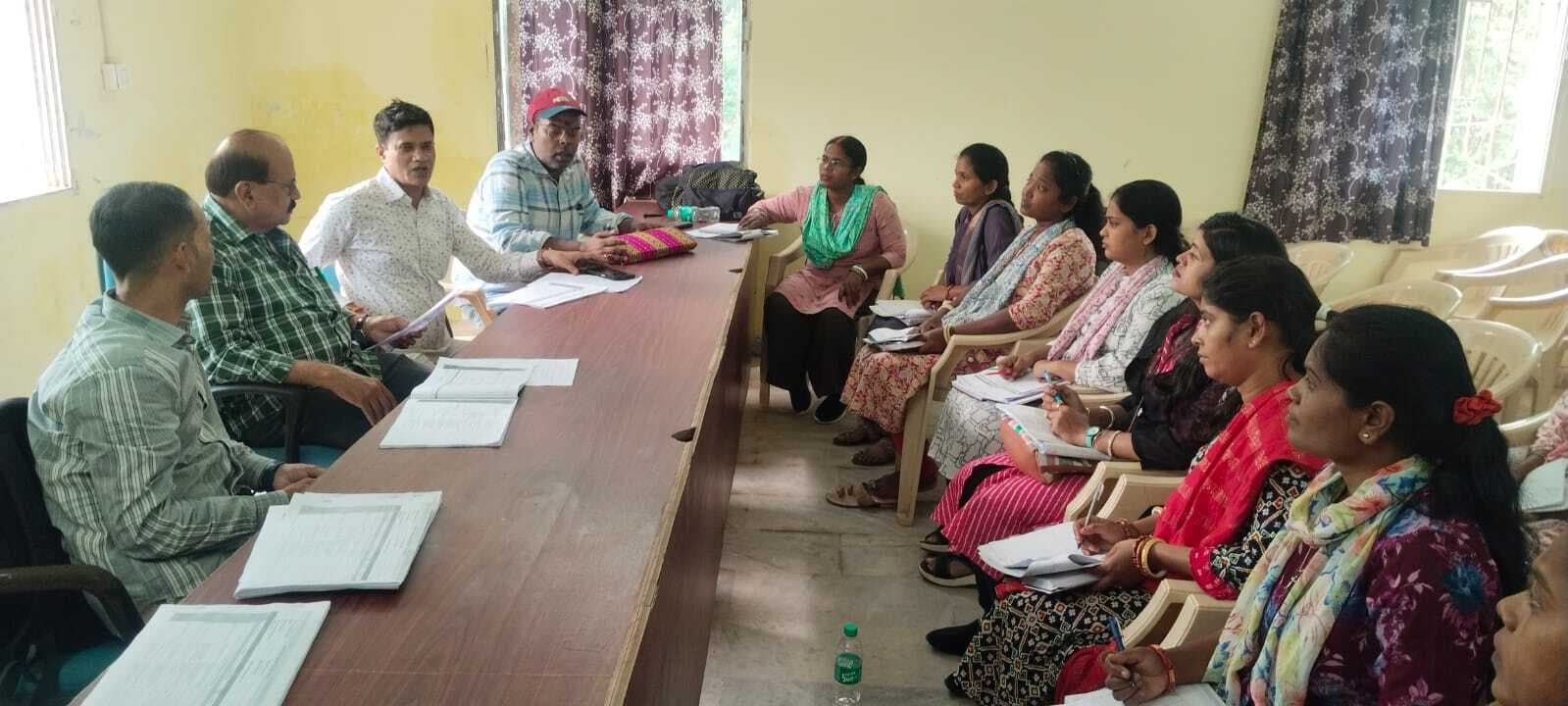 Deoghar news : क्वालिटी एश्योरेंस को लेकर सीएचओ को दिया गया प्रशिक्षण