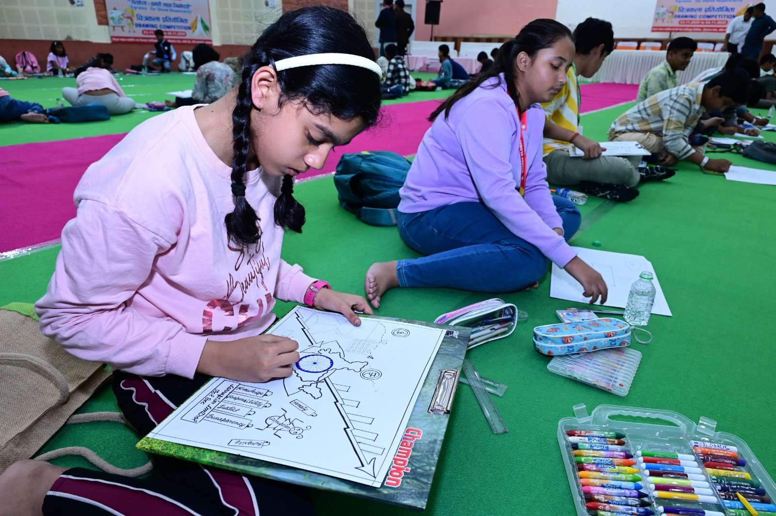 Ranchi News :  सीएमपीडीआइ में बच्चों के बीच ड्रॉइन प्रतियोगिता