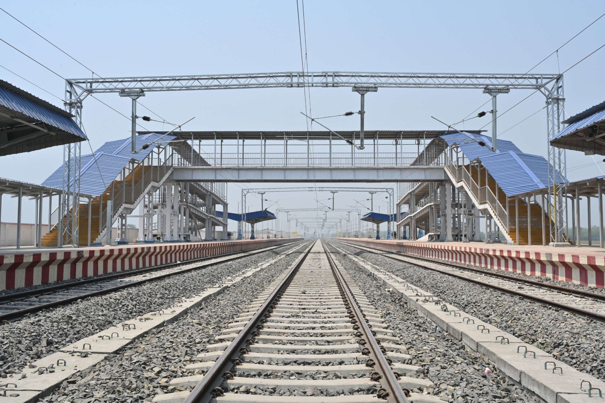 कटिहार रेल मंडल के अररिया-गलगलिया सेक्शन के बिजलीकरण का कार्य पूरा