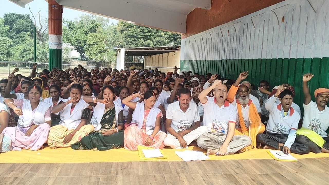 Giridih News: ऋणमाफी के नाम पर धोखाधड़ी के खिलाफ किजपा ने बनायी आंदोलन की रणनीति