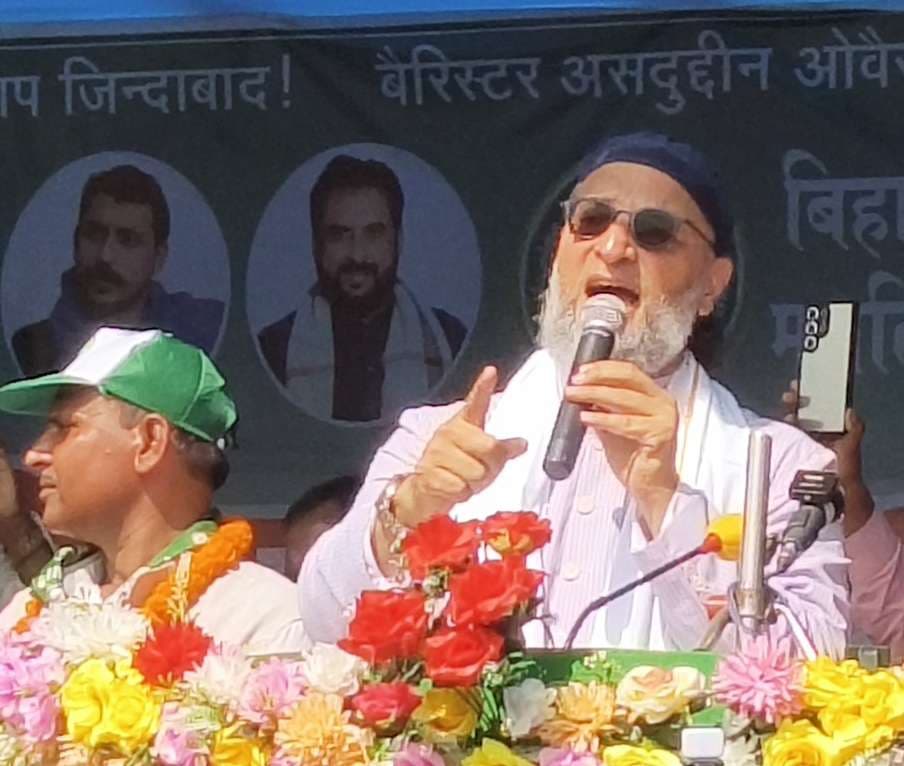 kasba assembly elections news 2025 : तेजस्वी के दूध के दांत अभी नहीं निकले, उम्र और जुबान दोनों का कच्चा है : ओवैसी