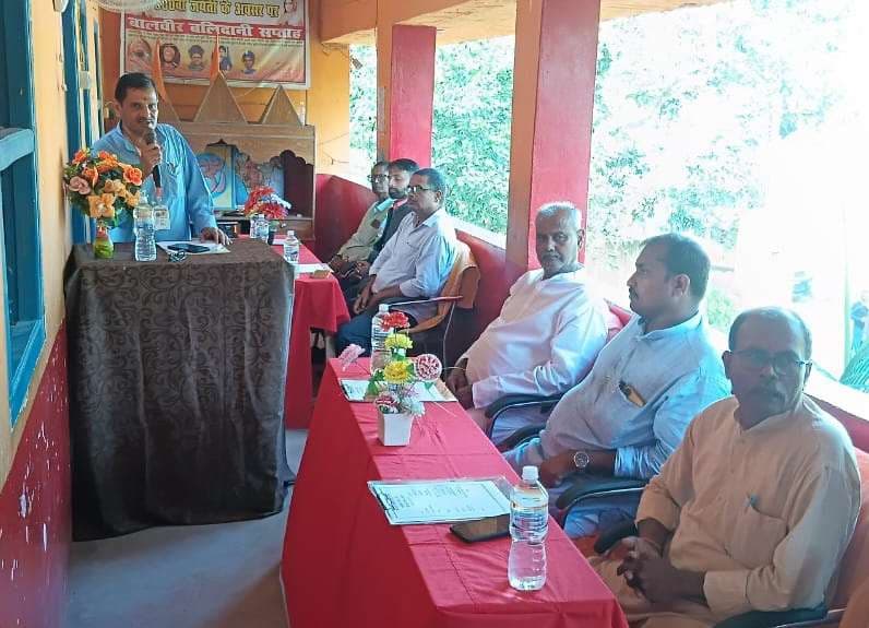 शिशु मंदिर वासुदेवपुर में हुआ पूर्व छात्र मिलन समारोह