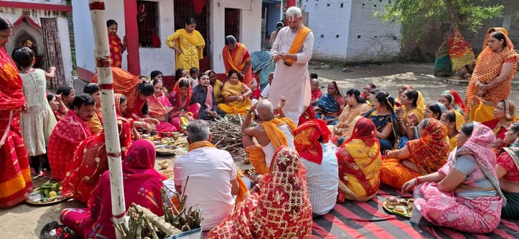 हर दिन करें भगवान का दर्शन, मिलेगी शांति, आचार्य