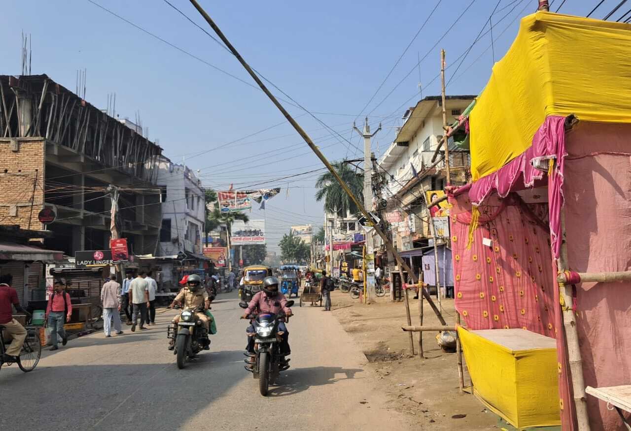 Samastipur News:यातायात व्यवस्था में आंशिक बदलाव, बनाए गए ड्रापगेट व बैरिकेडिंग