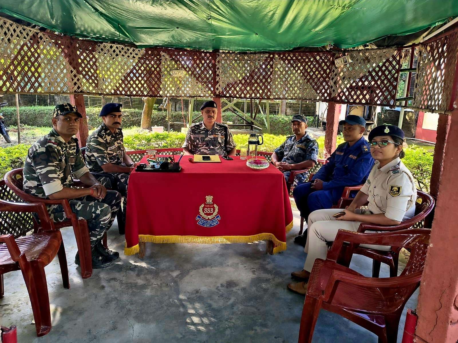 Bihar assembly electionsभारत-नेपाल सीमा पर चुनाव की तैयारी, एसएसबी, पुलिस व एपीएफ ने की संयुक्त बैठक