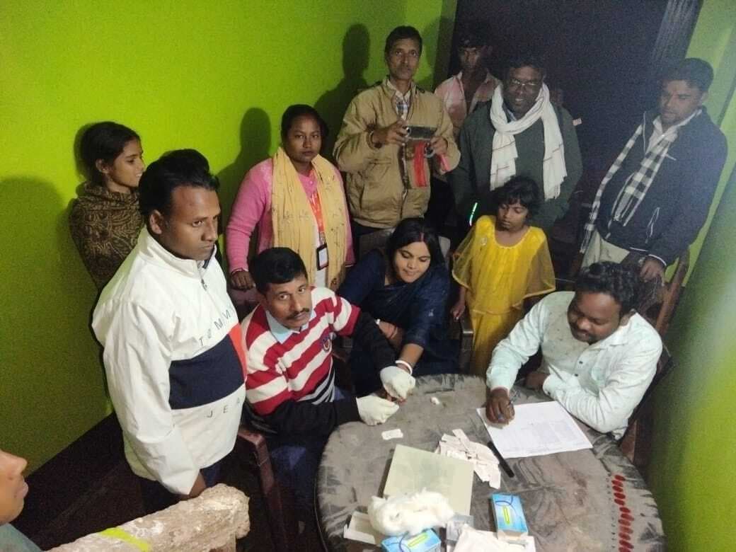 फाइलेरिया उन्मूलन को लेकर डुमरिया में चला नाईट ब्लड सर्वे