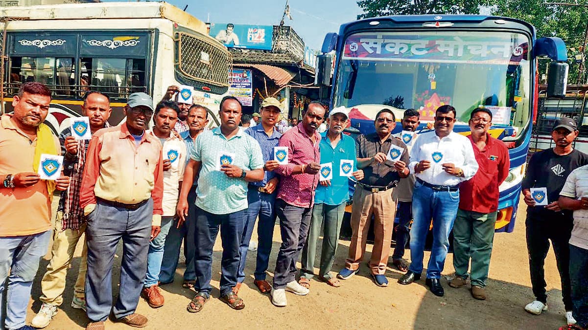 Chaibasa News : सड़क हादसों की बड़ी वजह तेज रफ्तार : प्रदीप