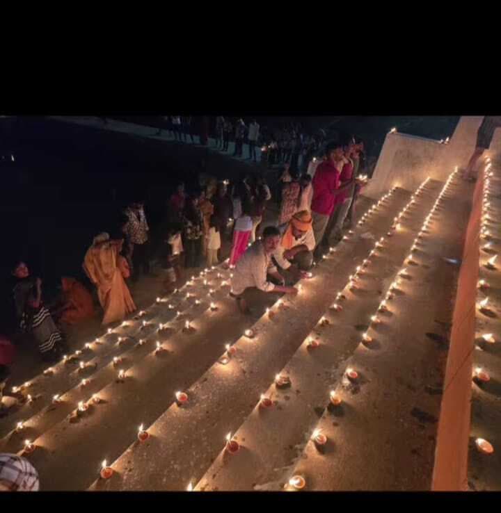 बजरंग शक्ति घाट हजारों दीयों की रोशनी से हुआ जगमग