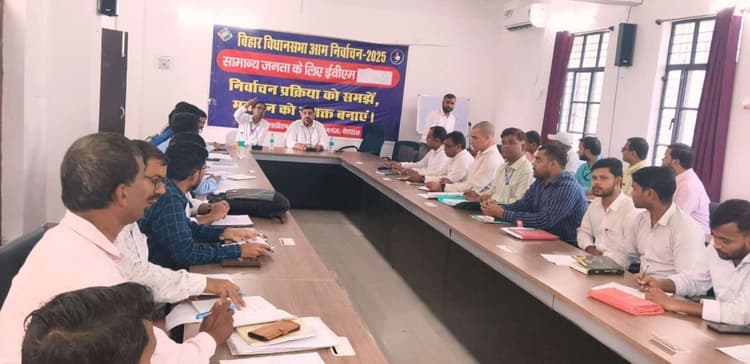 बूथों की सुविधाओं का भौतिक सत्यापन करने का निर्देश