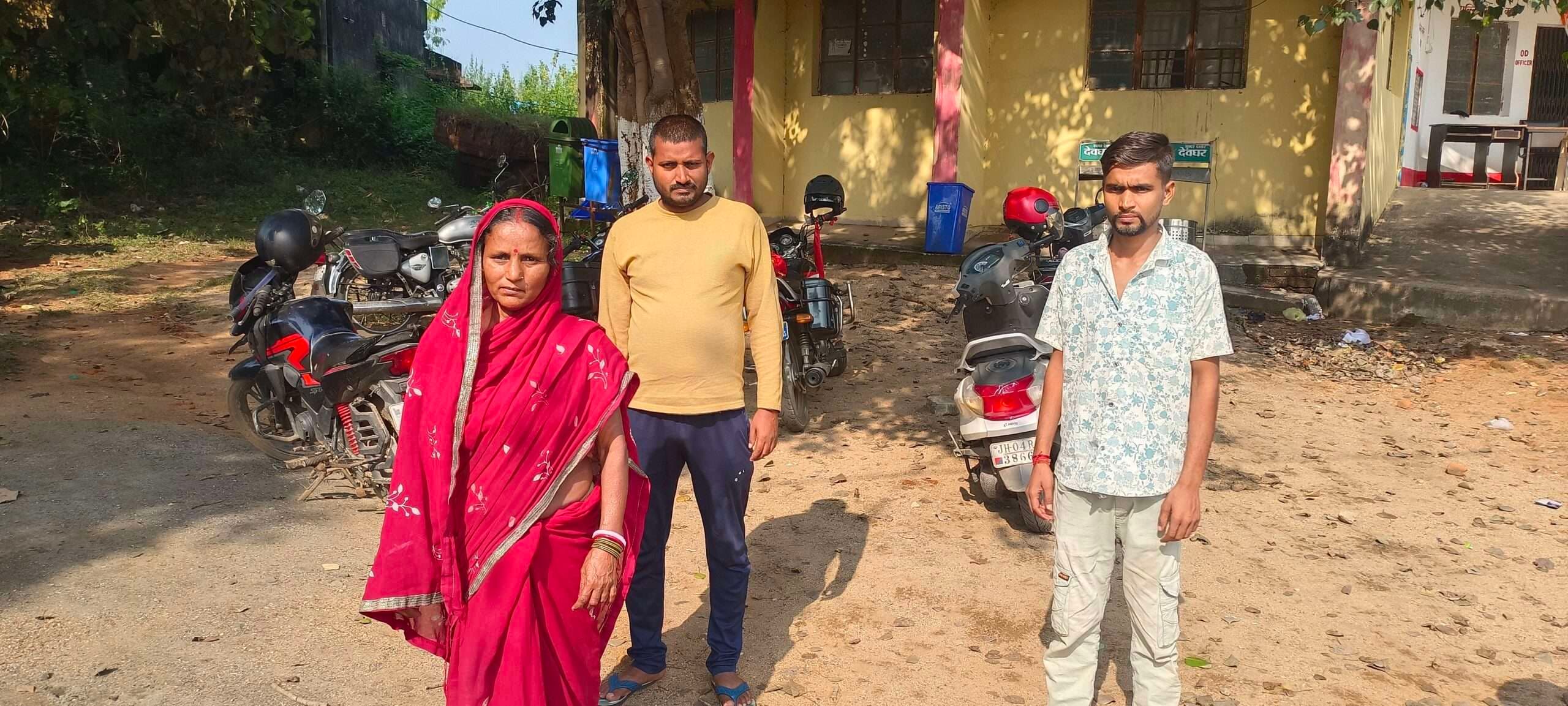 Deoghar news : अधेड़ व्यक्ति के शव की परिवार ने की पहचान, बस में खलासी का करता था काम