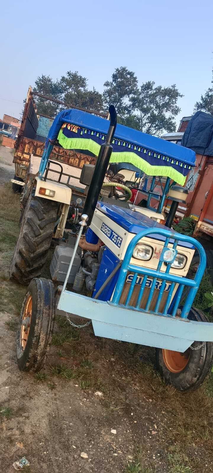 Giridih News :बालू लदे दो ट्रैक्टर जब्त, चालक फरार