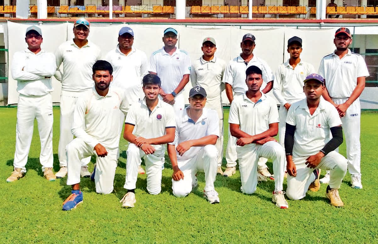 Chaibasa News : फ्रेंड्स क्लब जीता, लट्टू उरांव क्लब क्वाफा की दौड़ से बाहर