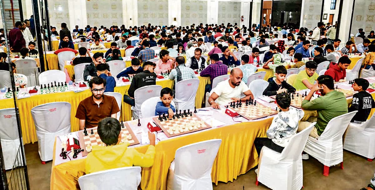 Chaibasa News : आर्यन, सुभायन व गौरव का शानदार प्रदर्शन