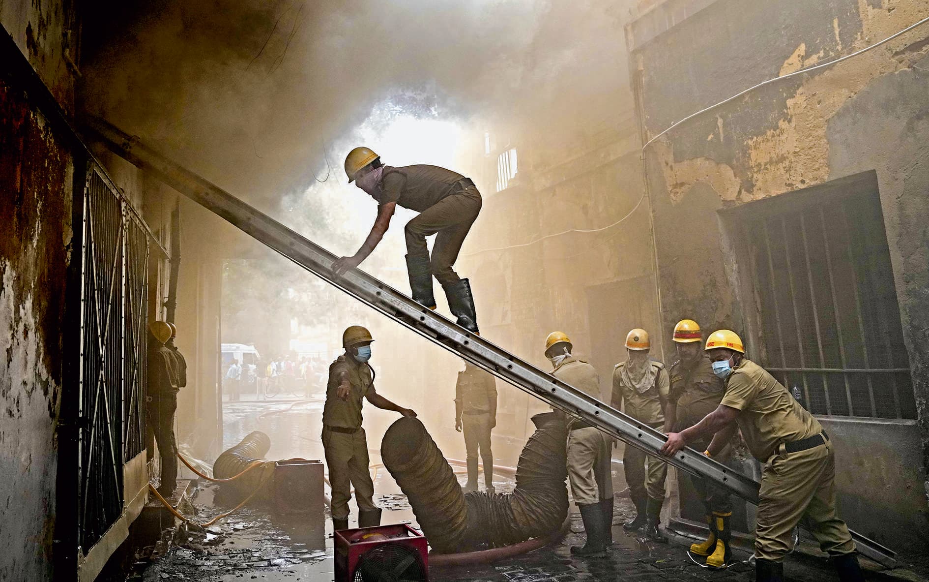 डलहौजी : गोदाम में लगी भीषण आग