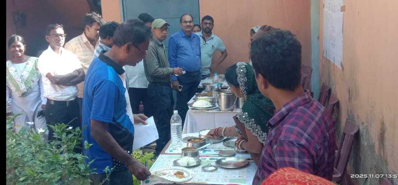 प्रखंडस्तरीय कुकिंग प्रतियोगिता में बुनियादी विद्यालय तालझारी बना विजेता