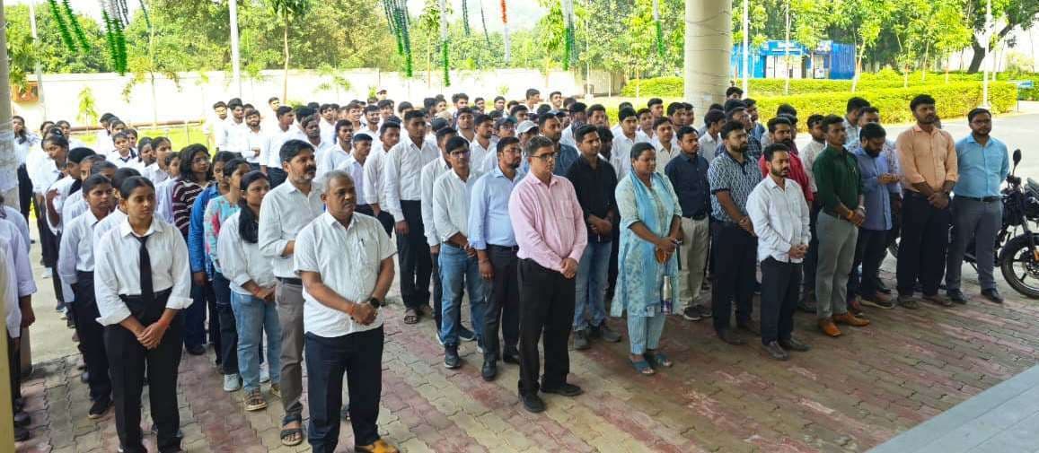 वंदे मातरम सिर्फ एक गीत नहीं, बल्कि भारत के स्वतंत्रता संग्राम की आत्मा है : प्राचार्य