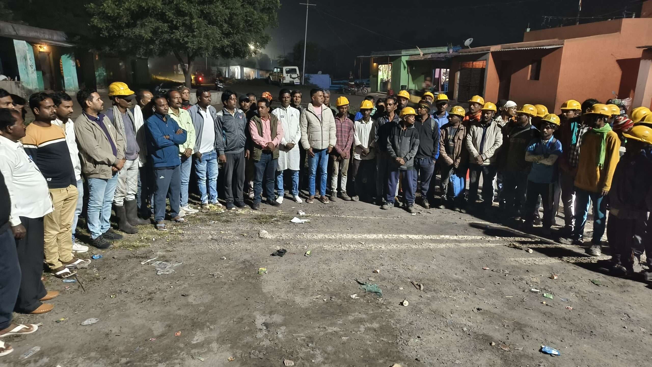 श्रम कानून का उल्लंघन कर रहीं आउटसोर्सिंग कंपनियां