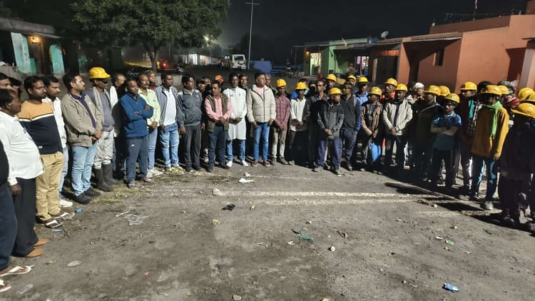 श्रम कानून का उल्लंघन कर रहीं आउटसोर्सिंग कंपनियां