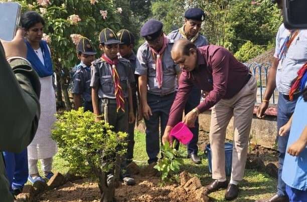 Bokaro News : केंद्रीय विद्यालय में मनाया गया ध्वज दिवस