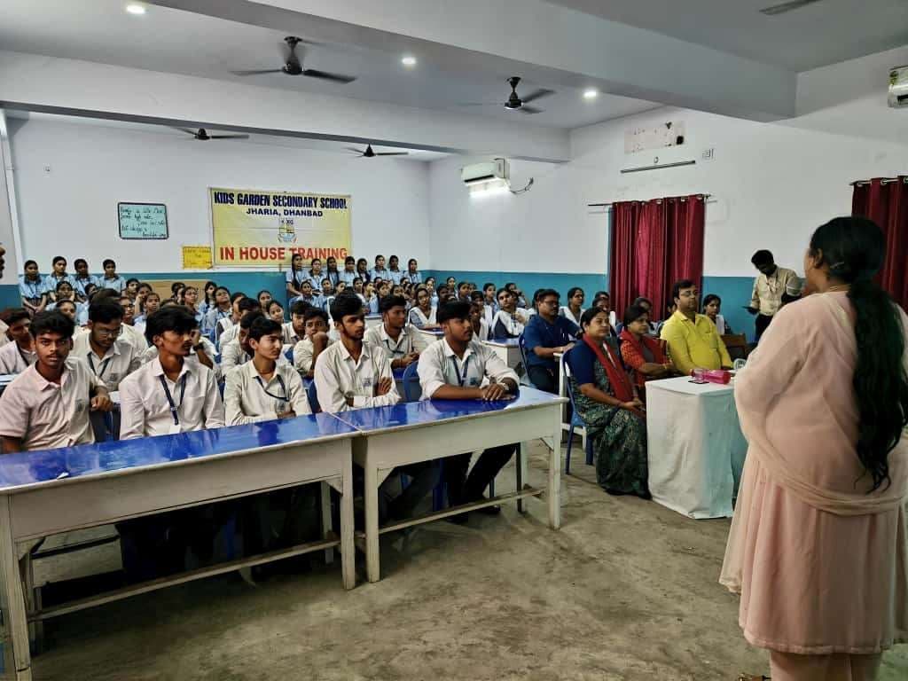 Dhanbad News: वैक्सीनेशन ही सर्वाइकल कैंसर से बचाव का उपाय : डॉ भव्या गायत्री