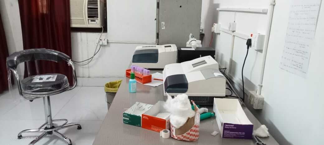 पैथोलॉजिस्ट के बिना ब्लड बैंक का संचालन अधर में लटका