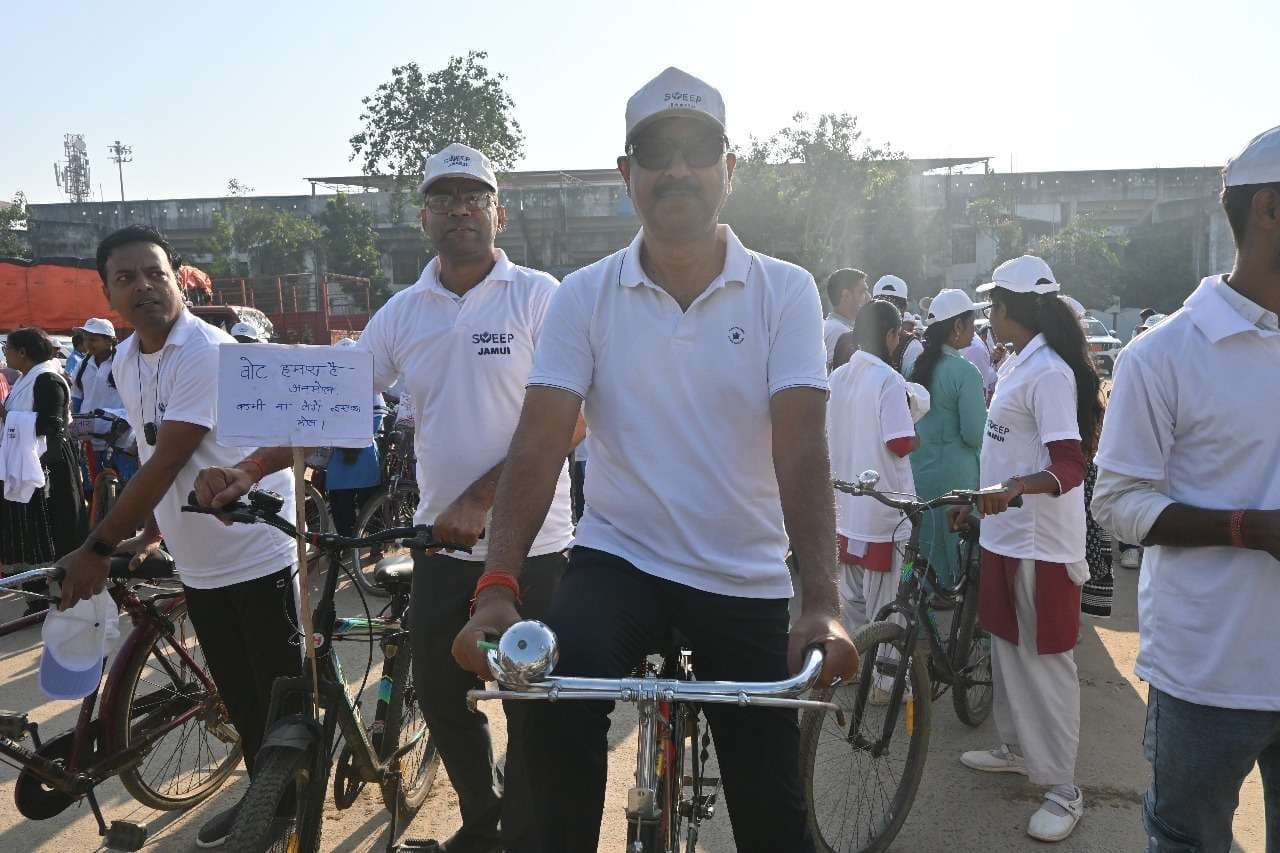 11 नवंबर को शत-प्रतिशत मतदान के लिए लोगों से की अपील