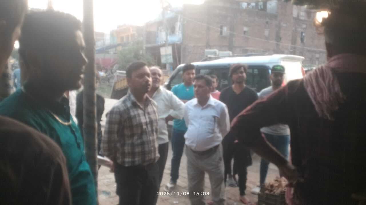 गांधी इंटर विद्यालय खेल मैदान से अतिक्रमण हटाने की चेतावनी