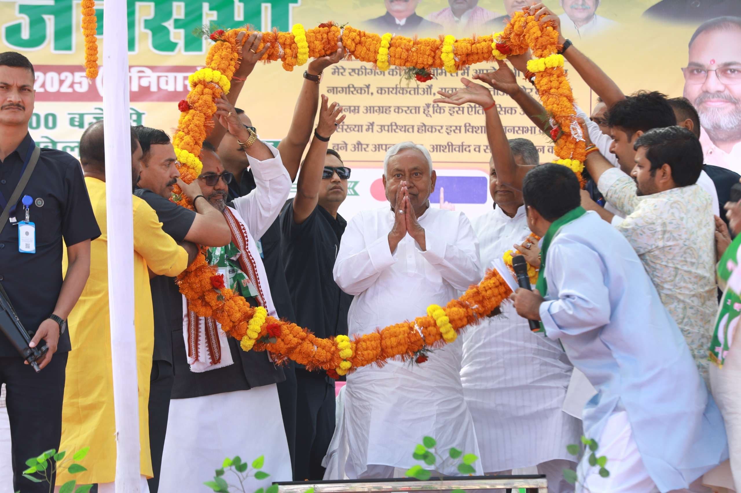 लालू ने बिहार का नहीं परिवार का किया विकास: नीतीश