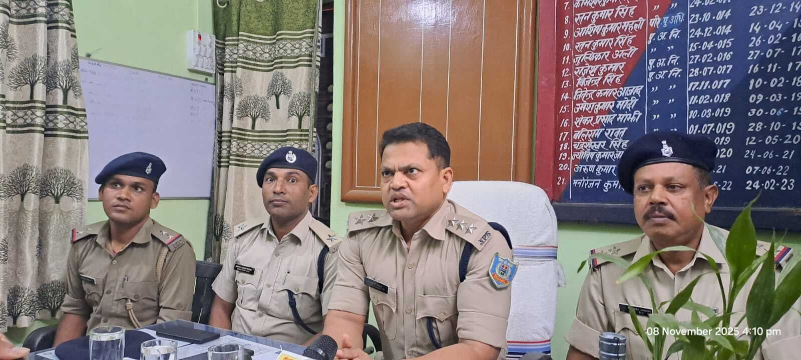 पीपरजोरिया में नकली पेट्रोल निर्माण का पुलिस ने किया भंडाफोड़, अज्ञात पर केस दर्ज
