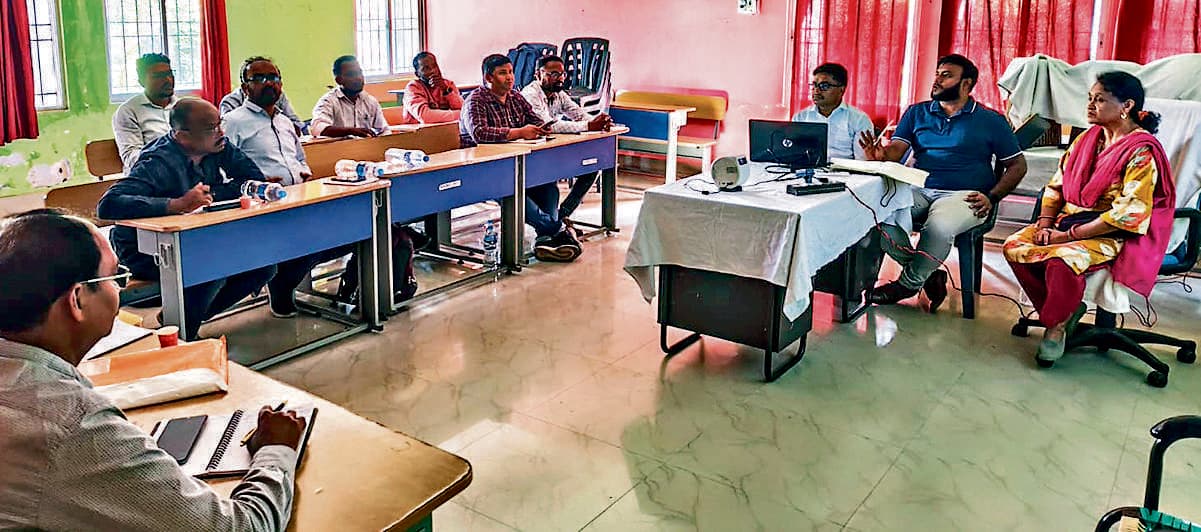 Chaibasa News : मलेरिया सर्वे और हाइड्रोसील ऑपरेशन 15 से