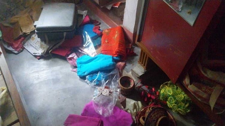 hajipur news. बंद घर का ताला काटकर नकद व गहने की चोरी