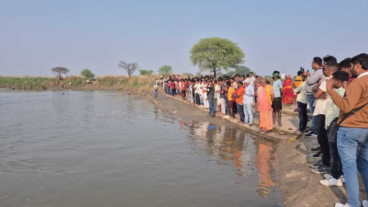 नदी के तेज धार पानी में डूबे चाचा-भतीजा, एक का शव बरामद