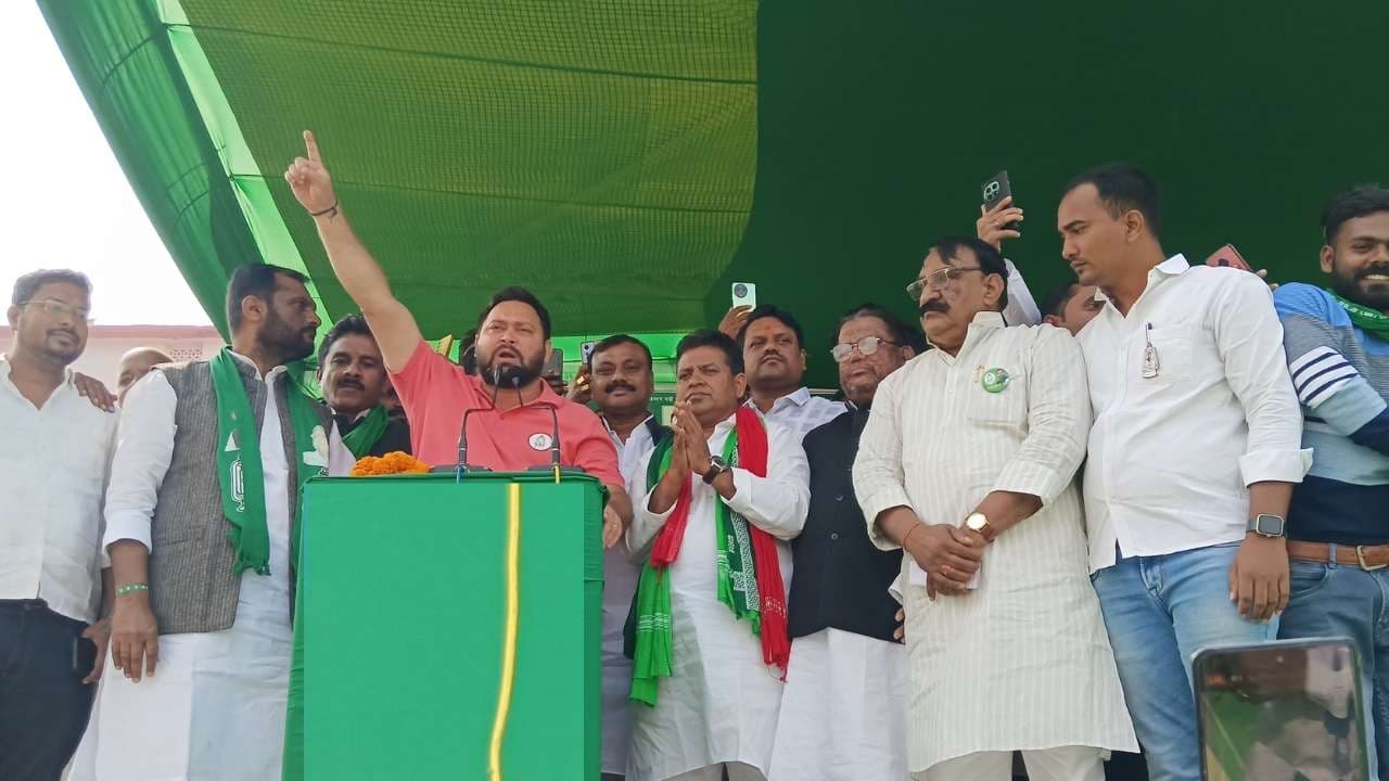 sasaram News : उम्र कच्ची पर जुबान पक्की, हर घर नौकरी देने का वादा है : तेजस्वी